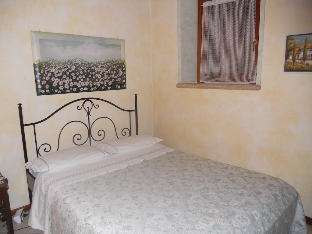 Agriturismo Le Mura Del Gherlo Villa Valeggio sul Mincio Room photo