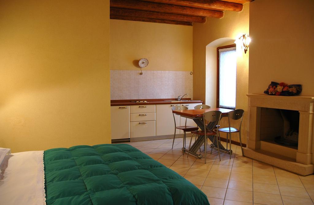 Agriturismo Le Mura Del Gherlo Villa Valeggio sul Mincio Exterior photo